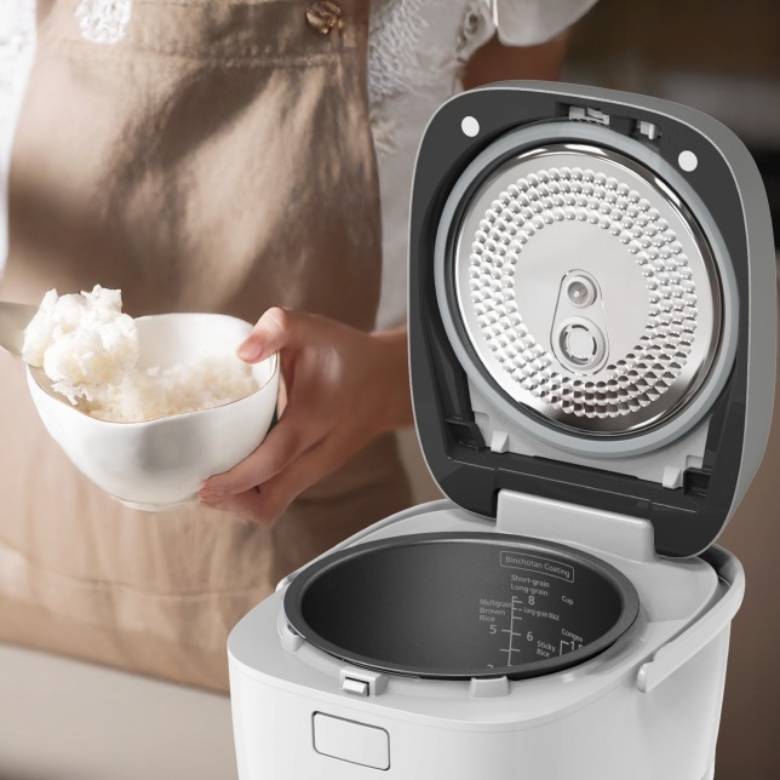 Dung tích 1.5 lít nồi cơm Panasonic SR-HFL153WRA