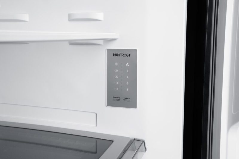 Tủ lạnh Hisense RQ559N4EBU Inverter 427 lít 4 cửa